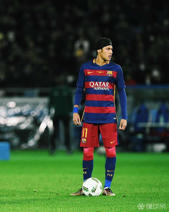 骑士下赛季又是冤大头，目前联盟薪资第一，而且还差一个名额满员