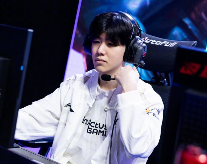 球队将严格 球队将严格