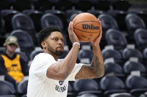 中锋用一次 中锋用一次