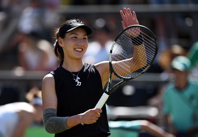 这球，诺伊尔处理的有没有问题？