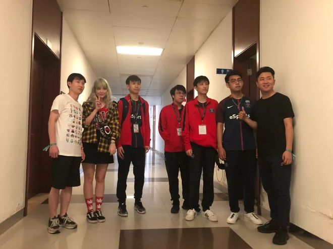 并适度加入 并适度加入
